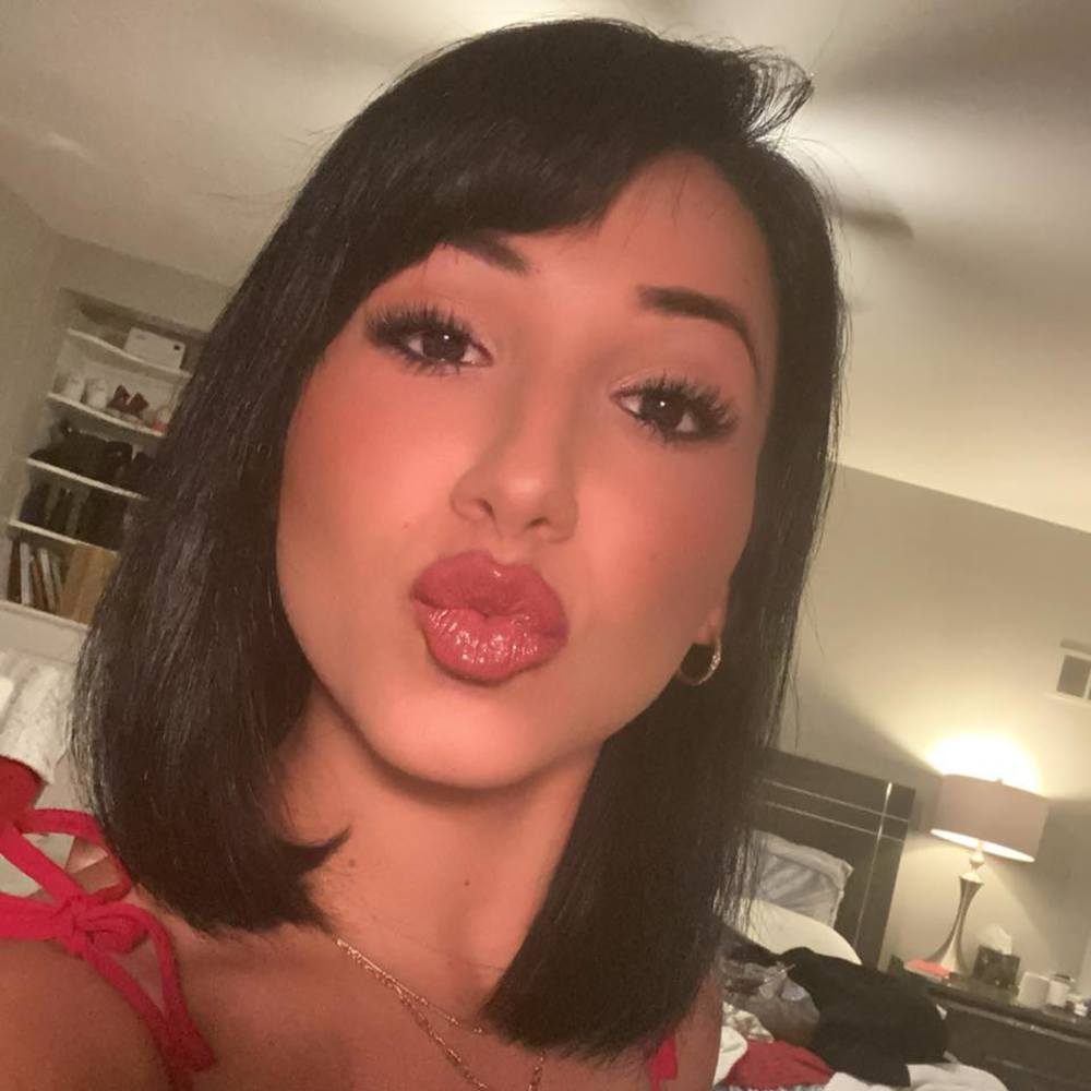 Meet your Posher, Christina